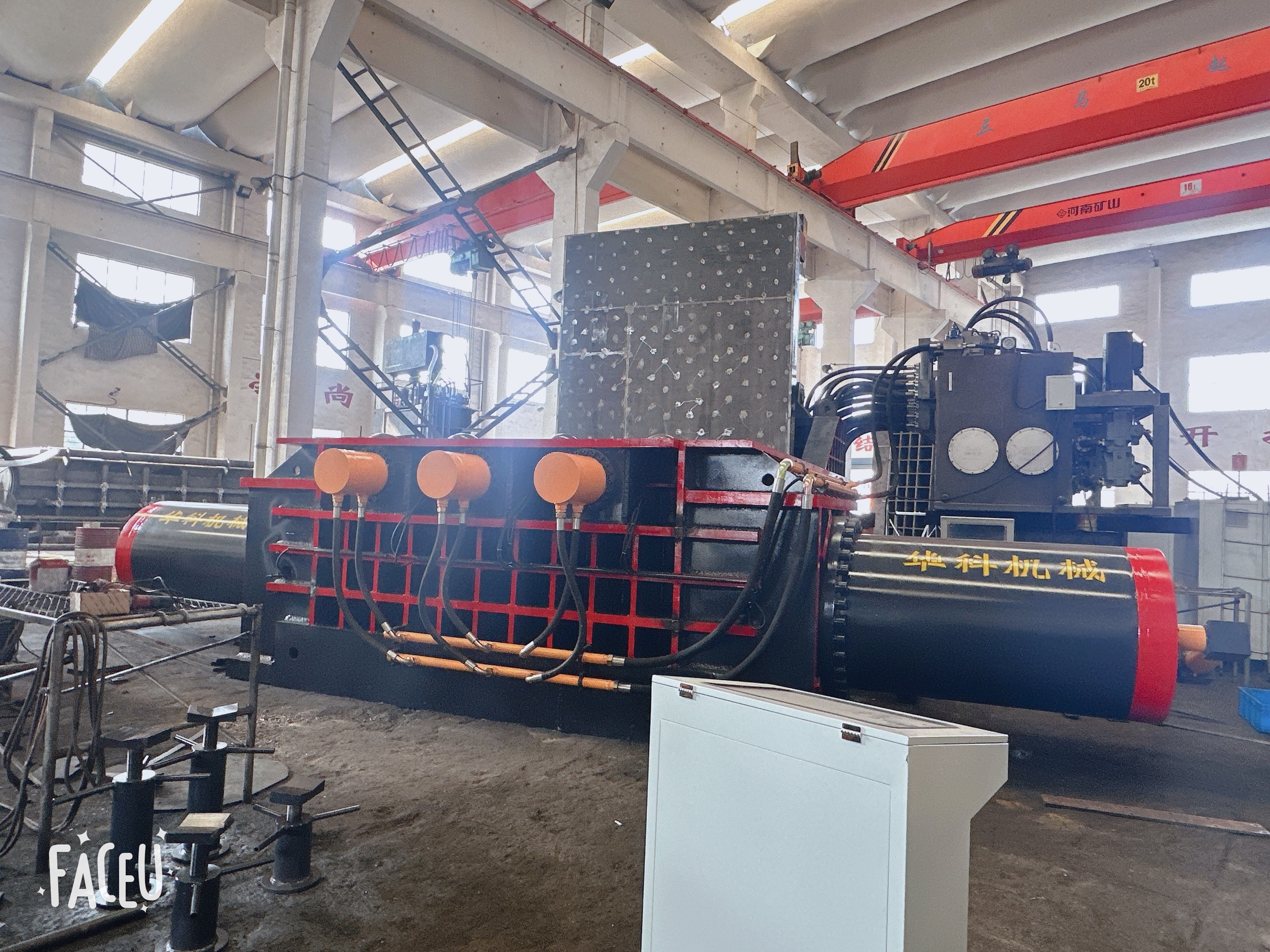 नवीनतम कंपनी ब्लॉग के बारे में Why Dual Master Cylinder Automation Matters in Heavy-Duty Scrap Baling